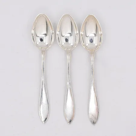 3 Kaffeskedar, modell Svensk Spetsig, längd 12,3cm, graverade, silver 830/1000 Vikt: 38 g