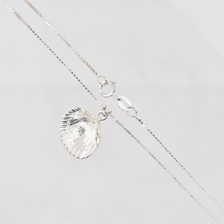 Kedja Venezia, 43cm, bredd 1mm, hänge snäcka, silver 925/1000 Vikt: 5,1 g