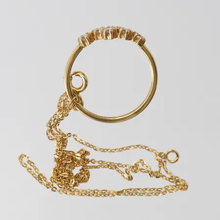 Guldsmycken, stenar, trassligt, 18K.   Vikt: 2,4 g