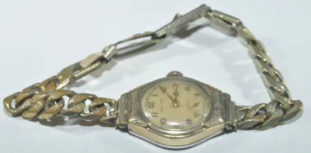 Damklocka Helima doublé mekanisk bv 21,4 gr,40070:5 au 1904 Vikt: 0 g