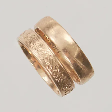 Två Ringar, Ø19, gravyr, 9K, 8,5g.