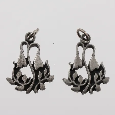 Hängen 2st , höjd ca 25mm, tenn