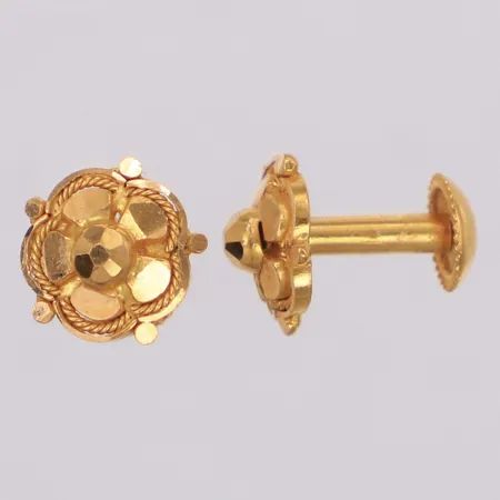  Ett par örhängen,Ø8,7mm, 21K Vikt: 2,7 g