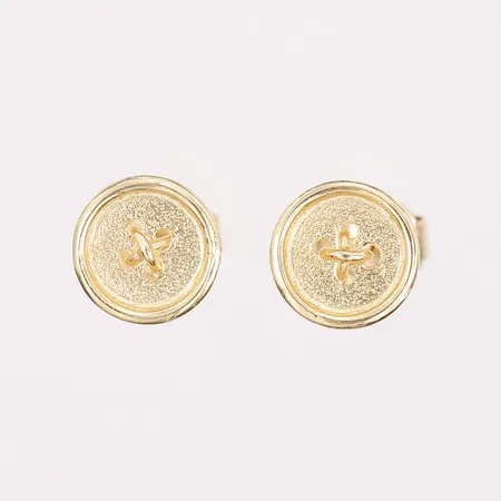 Ett par örhängen knapp, bredd 7mm, 14K Vikt: 1 g