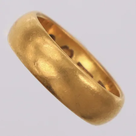 Ring, slät, stl 16½, gravyr, 23K Vikt: 7,3 g