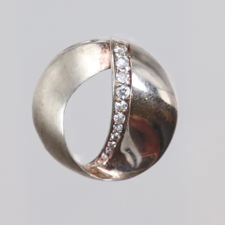 Hänge med vita stenar, Ø27mm, GHA, silver 925/1000 Vikt: 6,7 g