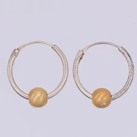 Ett par örhängen, 14mm, detalj i gulddoublé, Vikt: 0,8 g