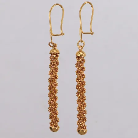 Ett par örhängen, 60mm, bredd 4,5mm, 21K Vikt: 6,5 g