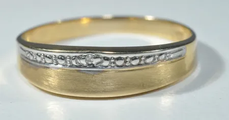 Ring brilj 0,005ct 18k 1,6 grØ 18 mm B 2-5 mm Vikt: 1,6 g