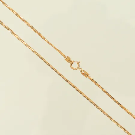 Kedja Rävsvans, 56,5cm, bredd 1,2mm, trasigt lås & ojämna länkar, 21K Vikt: 4,3 g