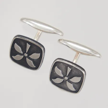 Ett par manschettknappar, Ø 15,6mm, SPORRONG, vitmetall