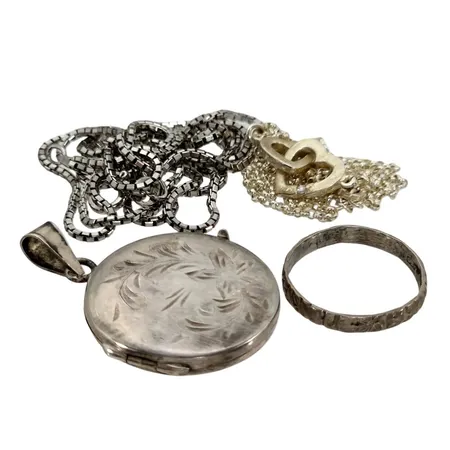 Silversmycken, bl.a. Halsband Venezia, längre modell, 70 cm, Medaljong/Fotogömma, Ø26,5 mm, längd inkl. ögla 37 mm Vikt: 18,7 g