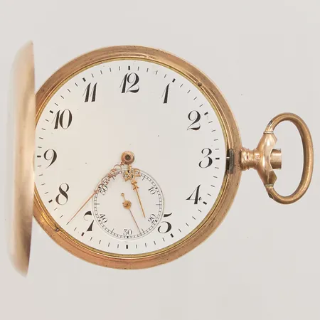 Fickur Savonette 14K, 50mm, Zenith, boettnr: 220122, graverad innerboett i oädel metall, verknr: 2343530, defekt, saknar glas, defekt krona, bucklig, fickurskedja i oädel metall, etui, 14K, bruttovikt: 89,0g.