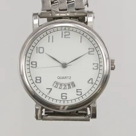 Herrur 42mm, quartz, stål, batteribyte krävs, stållänk, inga tillbehör