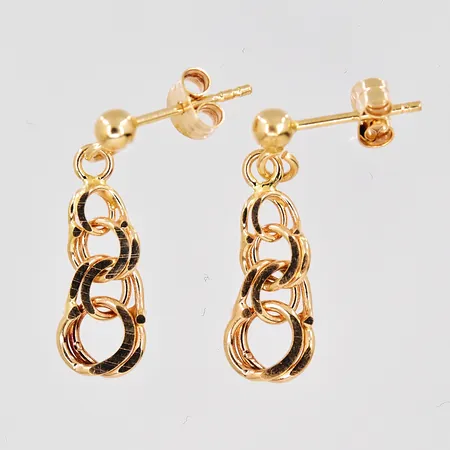 Ett par örhängen, Bismarck, längd 20mm, 18K Vikt: 1,9 g