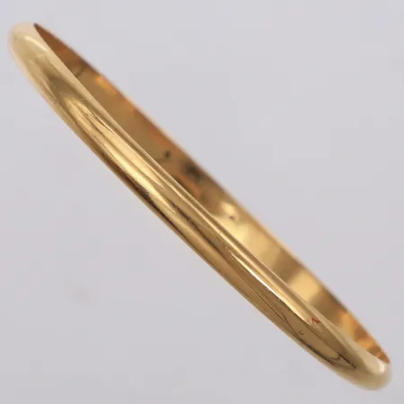 Armring Ø ca 63mm, bredd 4,6mm, Örns Juvelatelje Göteborg, repor, 18K Vikt: 7,6 g