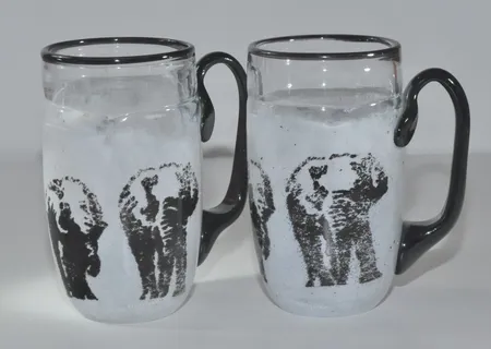 Ölglas K.Engman Kosta Boda signerad 99418 40669 Vikt: 0 g Skickas med postpaket.