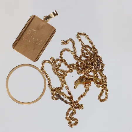 Diverse guld defekt 18K Vikt: 9,1 g