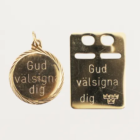 Två hängen, gravyr, 18K Vikt: 2,2 g