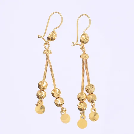 Ett par örhängen, längd ca 50mm, 21K Vikt: 4,7 g