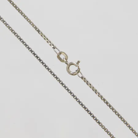 Kedja, Venezia, längd 49cm, bredd 1,4mm, spanska stämplar, silver 925/1000 Vikt: 5,1 g