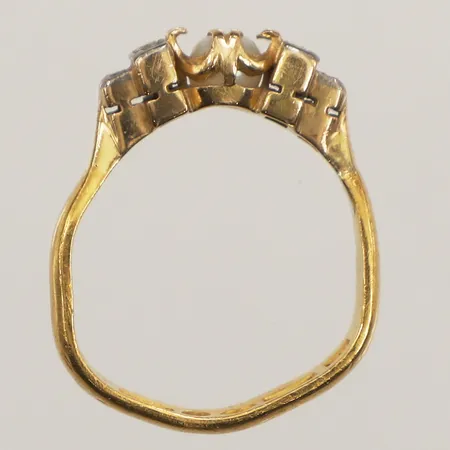 Ring, defekt skena, 23K Vikt: 5,2 g