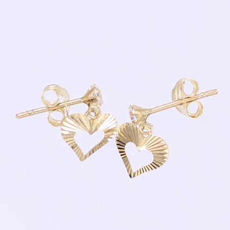 Ett par örhängen i form av hjärtan med vita stenar, Ø ca 6mm, 18K Vikt: 0,5 g