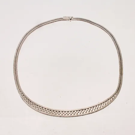 Collier i silver, 41cm, bredd 4,7-9mm, 835/1000, importstämpel, vikt 32,22g.