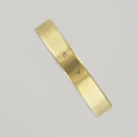 Ring, Ø 20 mm, bredd 4 mm, graverad, 8K Vikt: 3,8 g