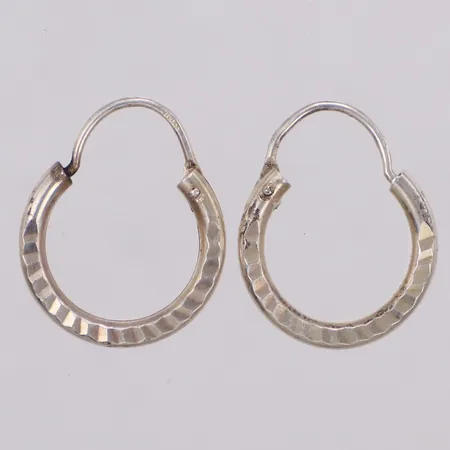 Ett par örhängen, Ø16mm, 835/1000 silver Vikt: 1,4 g