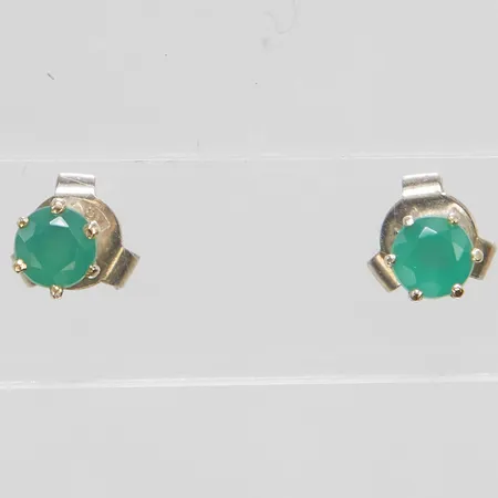 Ett par örhängen, grön kalcedon, Ø4,1mm, vitguld, 18K Vikt: 1,1 g