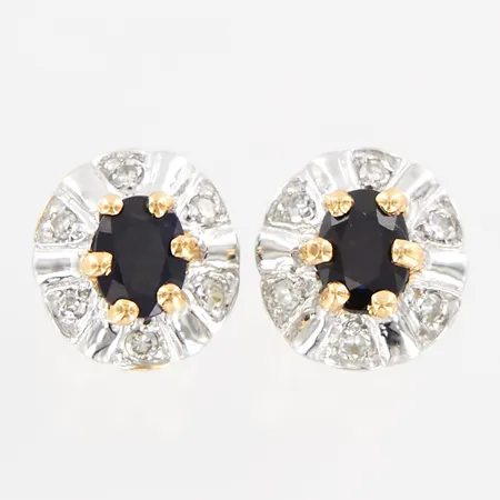 Ett par örhängen, Ø7mm, 12st diamanter, 0,09ctv, safirer 4x3mm, 18K Vikt: 2,2 g