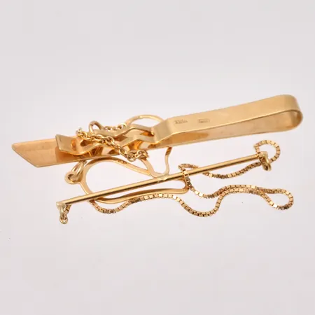 Diverse defekt guld, 18K, vikt 5,99g.