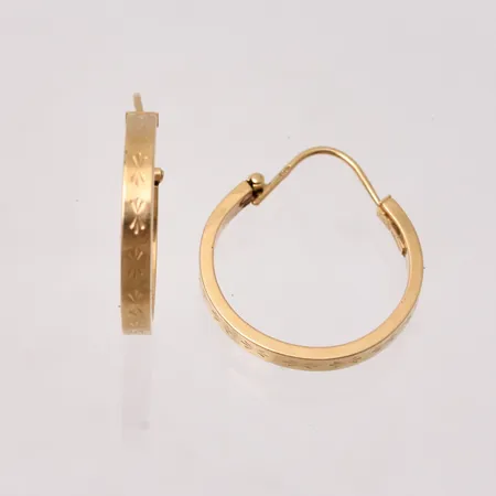 1par örhängen i 18K guld, mått 19,7x21,3mm, bredd 2,6mm, vikt 1,94g.