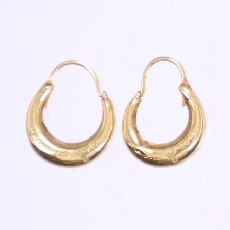 Ett par örhängen, Ø14mm, bucklor, 18K Vikt: 1,4 g