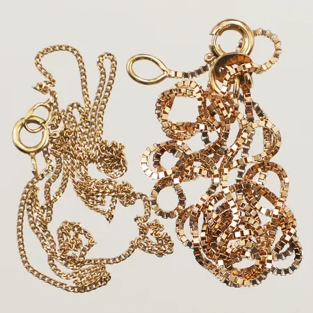 Två kedjor, defekta, 18K Vikt: 3,5 g