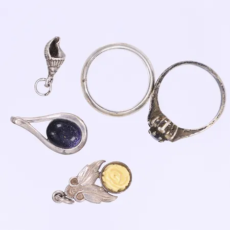 Diverse silver 830-925/1000, Bruttovikt: 12,8g Vikt: 12,8 g