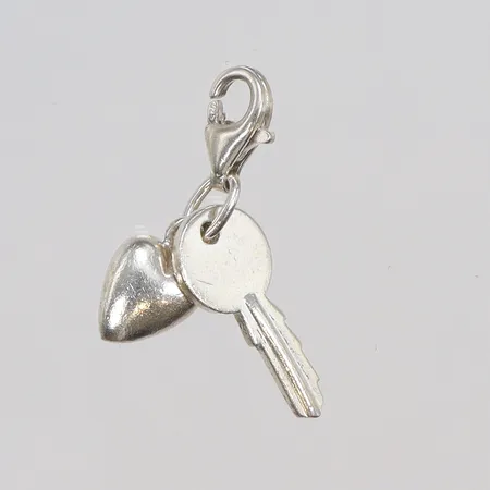 Berlock, nyckel/hjärta, Tomas Sabo, 40x15mm, silver, 925/1000 Vikt: 2,7 g