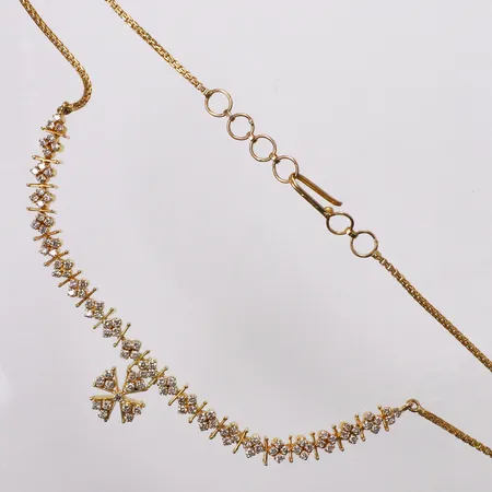 Collier, diamanter ca 103 x ca0,02ct piqué, 40-42,5cm, 22K Vikt: 26,2 g