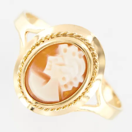 Ring, Camé, stl 17¾, bredd 2-13mm, GHA, 18K Vikt: 1,8 g