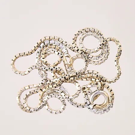 Kedja, defekt lås, 18K Vikt: 4,7 g