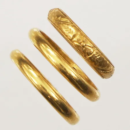 Tre ringar, gravyr, 23K Vikt: 18,6 g