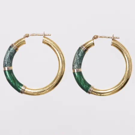 Ett par örhängen, grön glittrig emalj, 25mm, 18K Vikt: 3,1 g