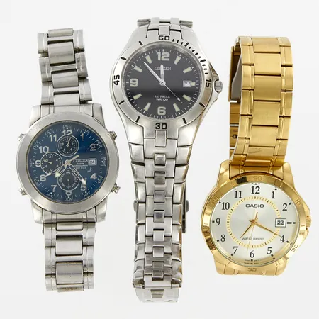 3 herrur quartz, Citizen stål, Casio gulmetall, repor samt slitage, batteribyten krävs