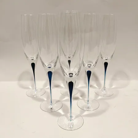 Sex champagneglas Intermezzo, Orrefors, Erika Lagerbielke, höjd ca 25cm, klarglas med dekor i blått, etikettmärkta Skickas med postpaket.