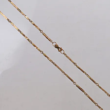 Collier, mönstrade stavar, längd 51cm, bredd 1,8mm, 14K Vikt: 10,9 g