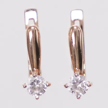 Ett par örhängen, vita stenar, 10mm, 14K Vikt: 1,2 g