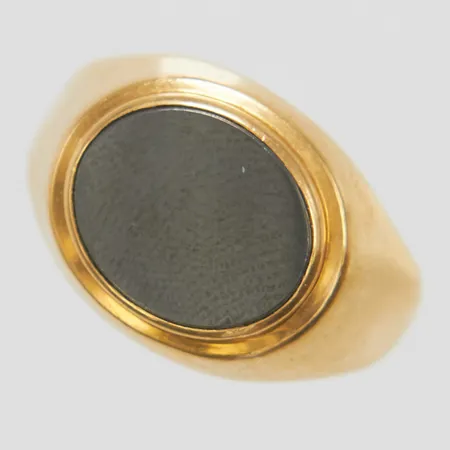 Ring, klackring, hematitimitation, stl 17, höjd 0,7mm, bredd 4,40mm, 18K Vikt: 4,3 g