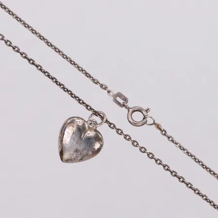 Kedja, längd 41cm, med hänge, hjärta, längd 18mm, 925/1000 silver Vikt: 3,2 g