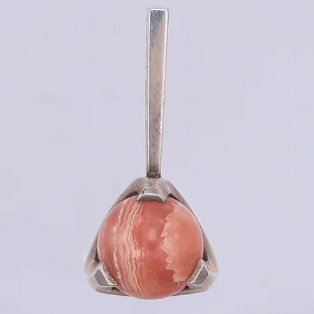 Hänge med rhodochrosit, 30mm, Siro Koru år 1974, 925/1000 silver Vikt: 5,4 g